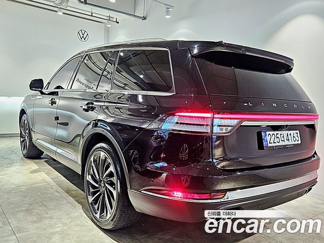 Lincoln Aviator 2-го поколения 3.0 Reserve AWD - фото 2