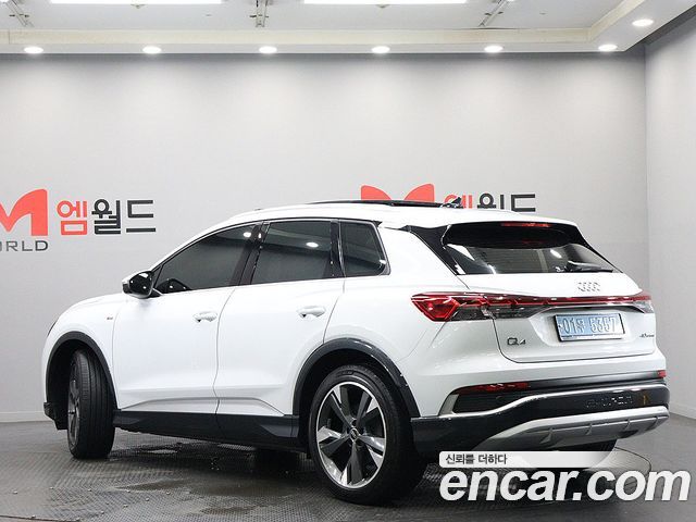 Audi Q4 e-tron F4 40 Premium - фото 3