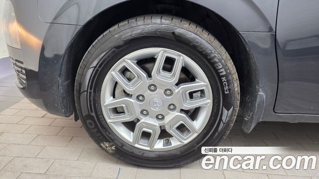 Hyundai Staria Cargo 5-Seater Modern - фото 4