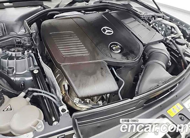 Mercedes-Benz C-Class W206 C300 AMG Line - фото 2
