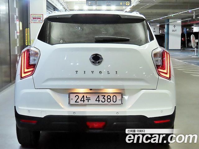 SsangYong Tivoli Gasoline 1.5 2WD V3 - фото 4