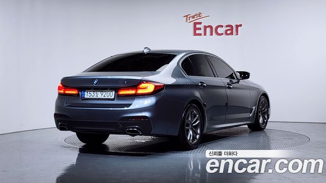 BMW 5-Series G30 530i M Sport Package Plus - фото 1