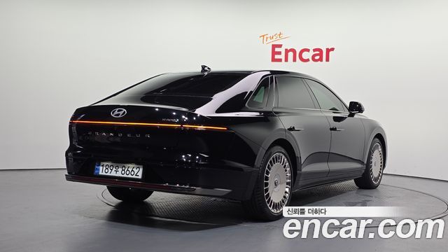 Hyundai Grandeur GN7, гибрид Calligraphy - фото 1