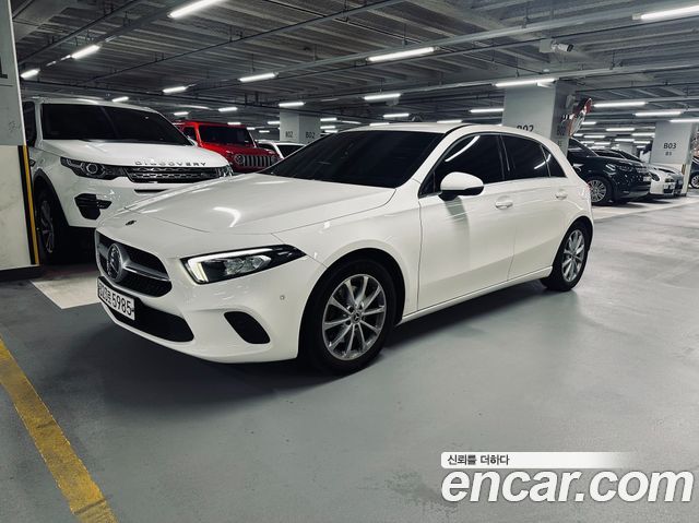 Mercedes-Benz A-Class W177 A220 Hatchback - фото 0