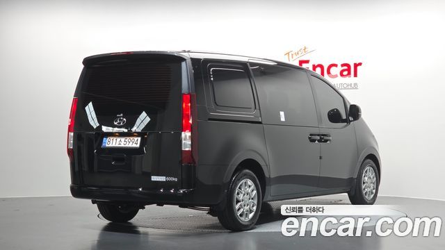 Hyundai Staria Cargo 5-Seater Modern - фото 1