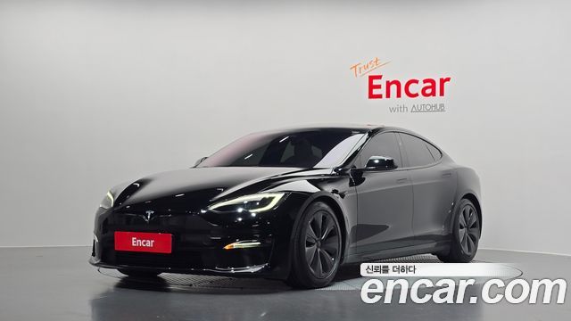 Tesla Model S AWD - фото 0