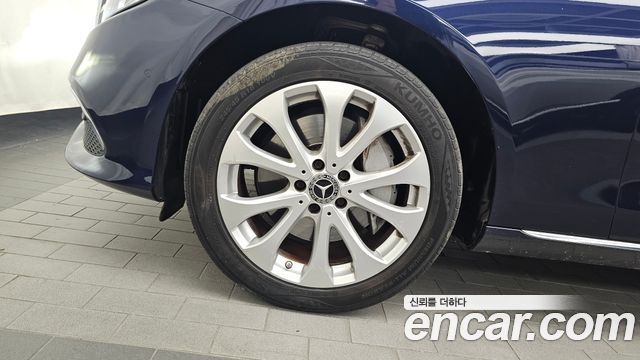 Mercedes-Benz E-Class W213 E300 Exclusive - фото 4