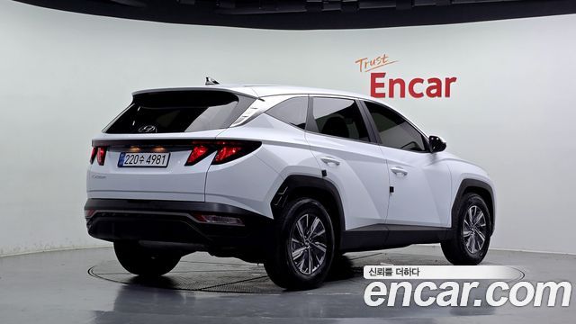 Hyundai Tucson NX4, гибрид Modern 2WD - фото 1
