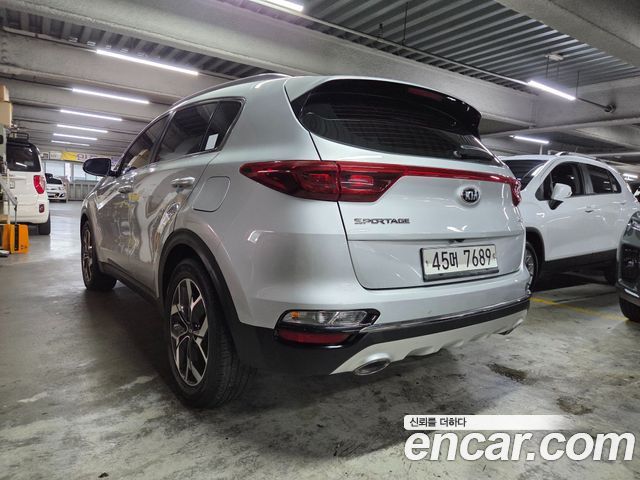 Kia Sportage Diesel 2.0 2WD Prestige - фото 1