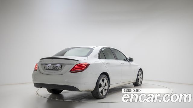Mercedes-Benz C-Class W205 C200 d - фото 1