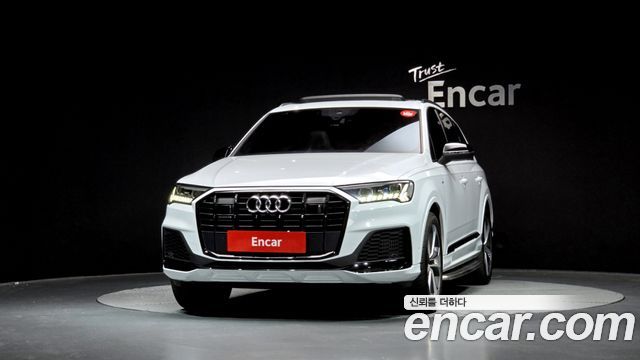 Audi Q7 55 TFSI Quattro Premium - фото 2
