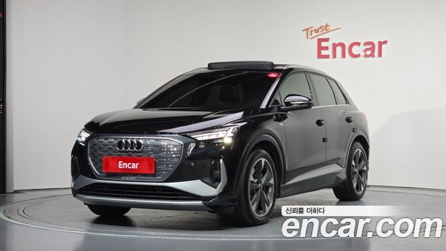 Audi Q4 e-tron F4 40 Premium - фото 0