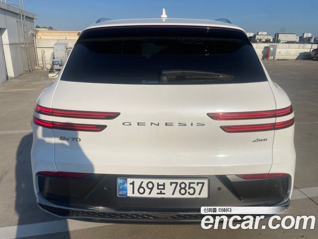 Genesis GV70 2.5T Gasoline AWD - фото 3