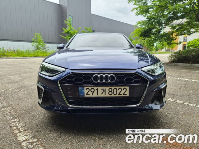 Audi A4 B9 40 TFSI Premium - фото 0