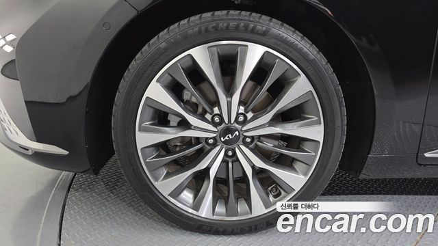 Kia K8 2.5 Gasoline 2WD Noblesse - фото 4
