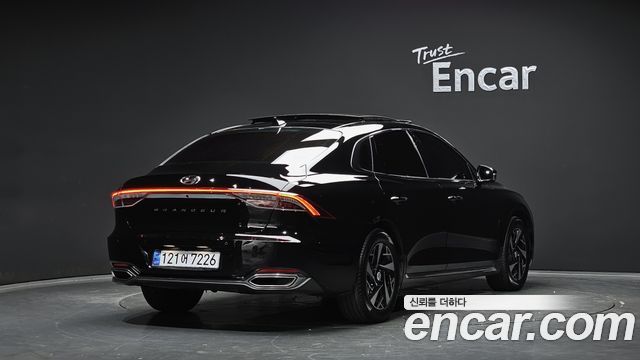 Hyundai Grandeur Новый IG, гибрид Exclusive - фото 1