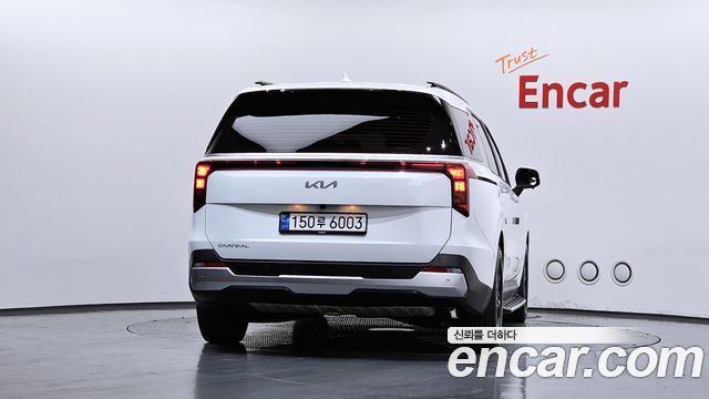 Kia Carnival Новый 4-го поколения 9-Seater Prestige - фото 3