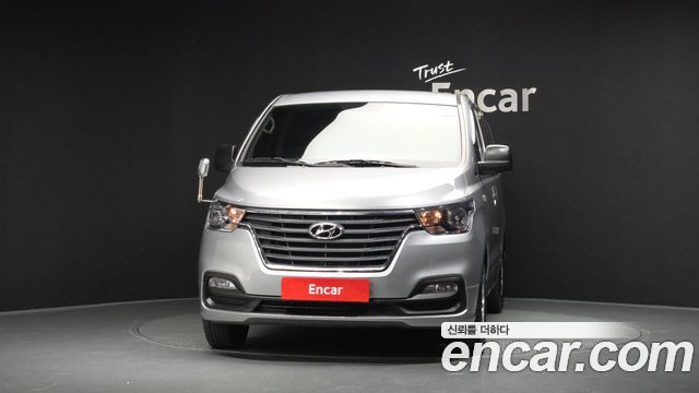 Hyundai Starex Новый Van 5-Seater Modern - фото 2