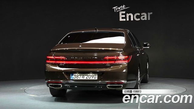 Genesis G90 3.8 AWD Premium Luxury - фото 3