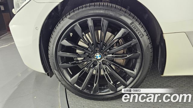 BMW Gran Turismo G32 640i xDrive Luxury - фото 4