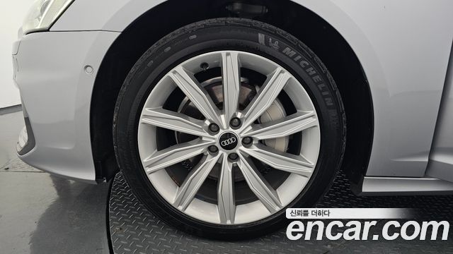 Audi A6 C8 45 TDI Quattro Premium - фото 4