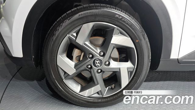 Hyundai Venue 1.6 Flux - фото 4