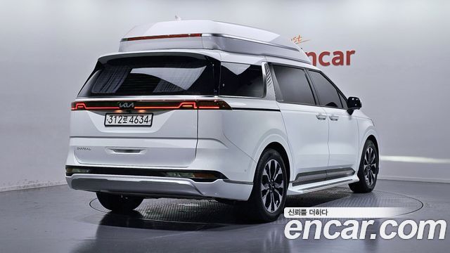 Kia Carnival 4-го поколения 7-Seater Hi-Limousine Signature - фото 1