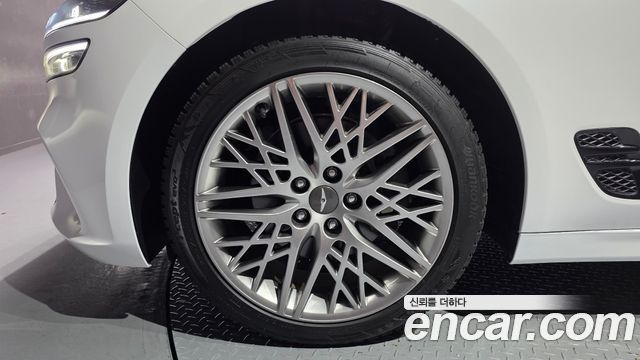 Genesis G70 Новый Gasoline 2.0T 2WD - фото 4