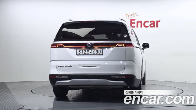 Kia Carnival 4-го поколения 9-Seater Prestige - фото 3