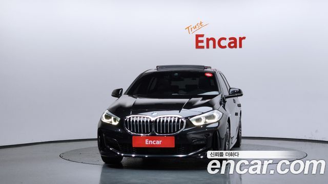 BMW 1-Series F40 120i M Sports - фото 2
