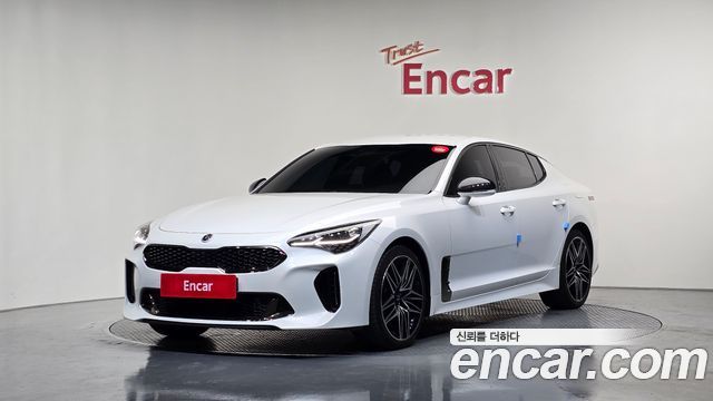 Kia Stinger 2.0 Turbo 2WD Platinum - фото 0