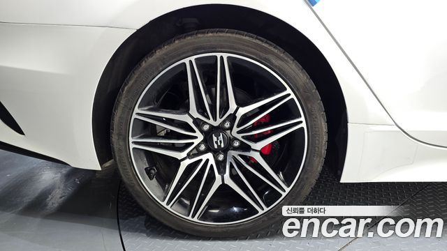 Kia Stinger 2.0 Turbo 2WD Platinum - фото 4