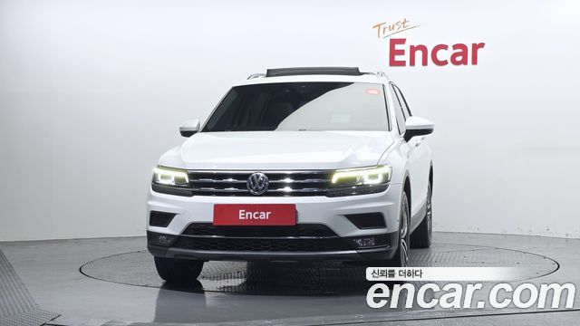 Volkswagen Tiguan 2.0 TDI Prestige - фото 2