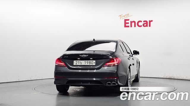 Genesis G70 2.0T Advanced - фото 3