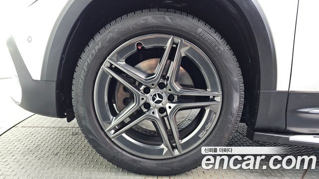 Mercedes-Benz GLB-Class X247 GLB250 4MATIC - фото 4
