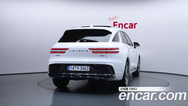 Genesis GV70 2.5T Gasoline AWD - фото 3