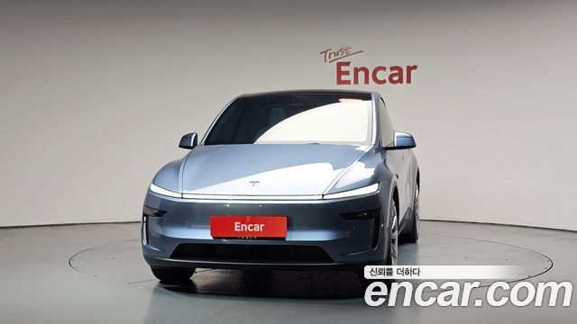 Tesla Model Y Long Range AWD - фото 1