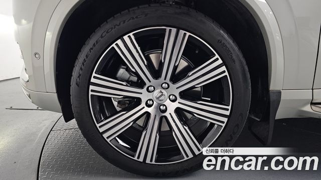 Volvo XC90 2-го поколения T8 Ultimate Bright Hybrid - фото 4