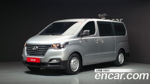 Hyundai Starex Новый Van 3-Seater Style - фото 0