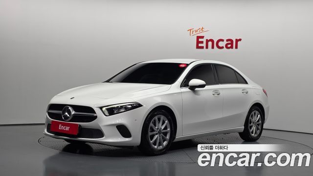 Mercedes-Benz A-Class W177 A220 Sedan - фото 0