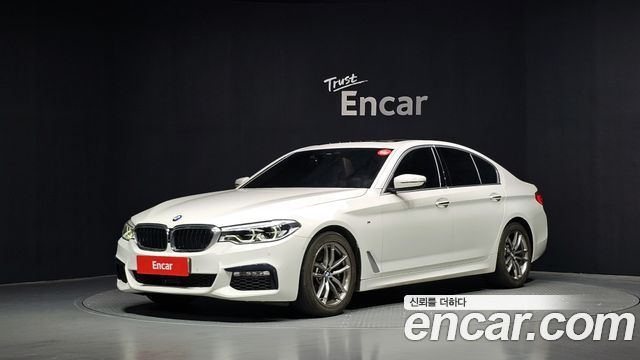 BMW 5-Series G30 530i M Sport Package Plus - фото 0