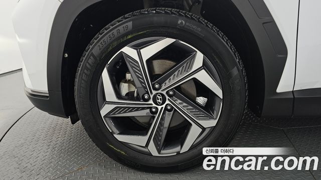 Hyundai Tucson NX4 Gasoline 1.6 Turbo 2WD Inspiration - фото 4