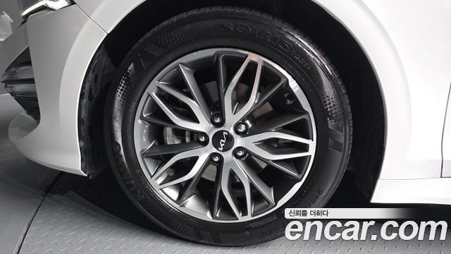Kia K5 3-го поколения 2.0 LPI(Renter car) Trandy - фото 4