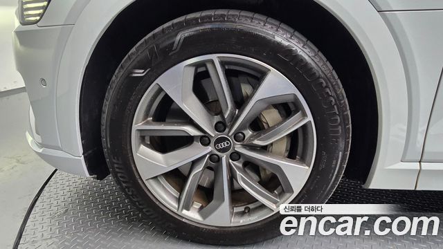 Audi e-tron 55 Quattro - фото 4