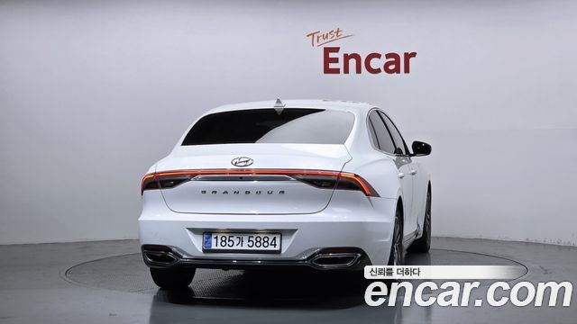 Hyundai Grandeur Новый IG 3.0 LPi Rent Car Premium - фото 3