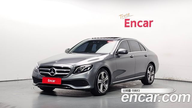 Mercedes-Benz E-Class W213 E300 4MATIC Avnatgarde - фото 0