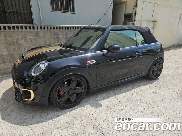 Mini Cooper Convertible JCW 3rd - фото 3
