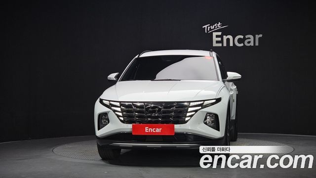 Hyundai Tucson NX4, гибрид Inspiration 2WD - фото 2