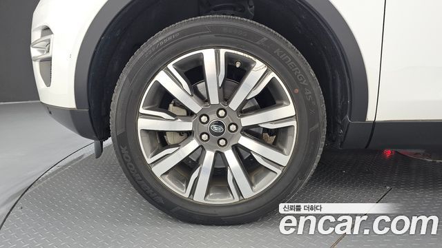 Land Rover Discovery Sport Sports 2.0 TD4 HSE Luxury - фото 4