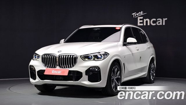 BMW X5 G05 xDrive 40i M Sport - фото 0